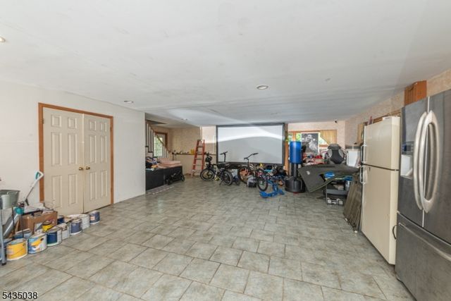 111 Mckinley Ave, East Hanover Twp., NJ 07936