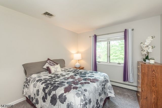 111 Mckinley Ave, East Hanover Twp., NJ 07936