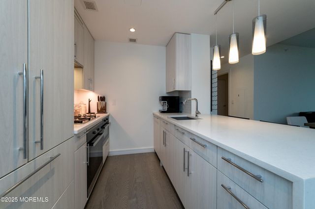 15 Morris Avenue 505, Long Branch, NJ 07740