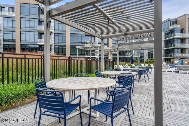 15 Morris Avenue 505, Long Branch, NJ 07740