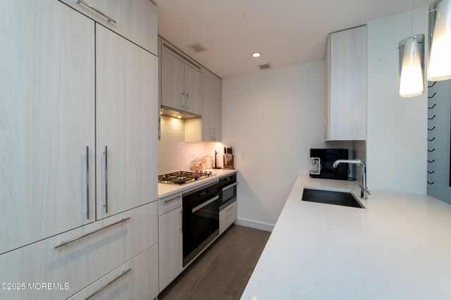 15 Morris Avenue 505, Long Branch, NJ 07740