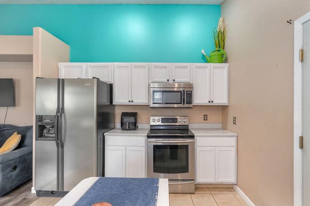 806 E Southridge Street, Nixa, MO 65714