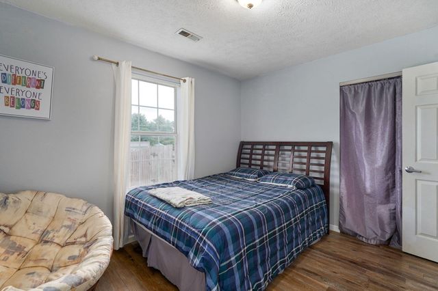 806 E Southridge Street, Nixa, MO 65714