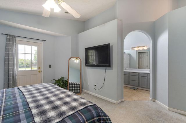 806 E Southridge Street, Nixa, MO 65714