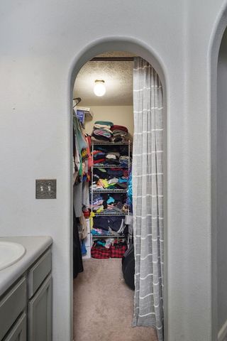 806 E Southridge Street, Nixa, MO 65714
