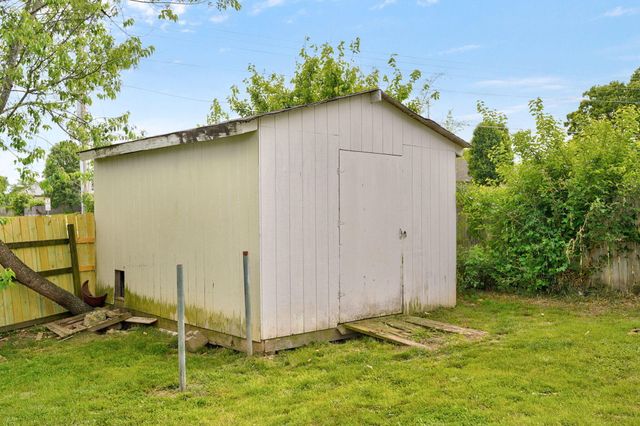 806 E Southridge Street, Nixa, MO 65714