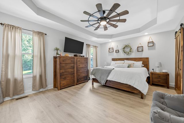 1415 Southside Rd, Southside, TN 37171