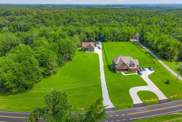 1415 Southside Rd, Southside, TN 37171