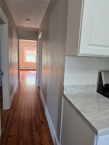42 Summit Street, East Providence, RI 02914