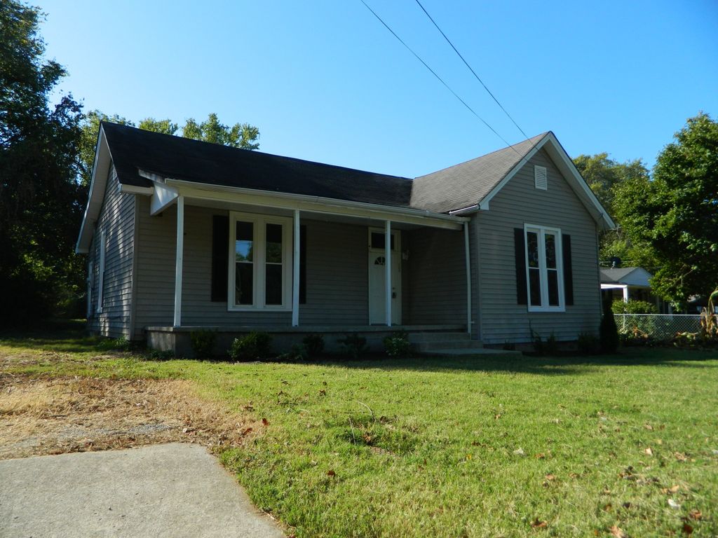 209 E Winchester St, Gallatin, TN 37066