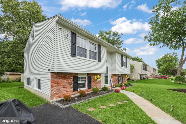 7913 FITZROY ST, Alexandria, VA 22309