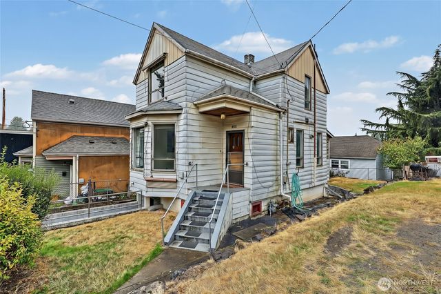 2208 E Terrace Street, Seattle, WA 98122