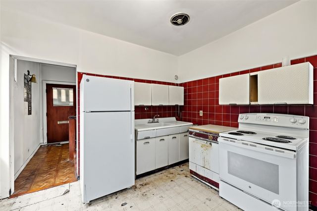 2208 E Terrace Street, Seattle, WA 98122