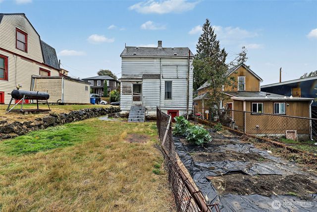 2208 E Terrace Street, Seattle, WA 98122