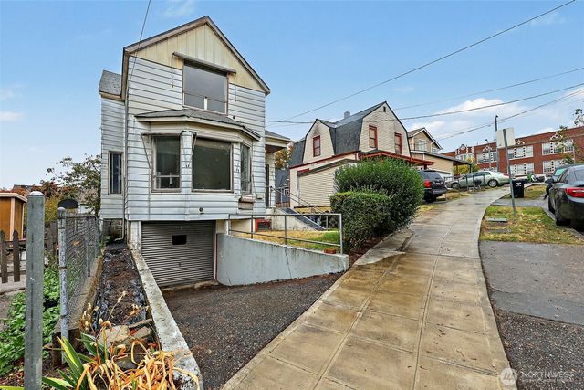 2208 E Terrace Street, Seattle, WA 98122