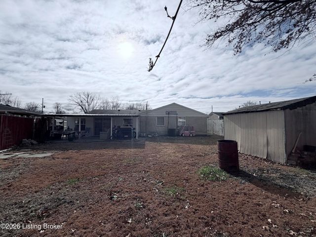 5003 Runic Way, Louisville, KY 40218