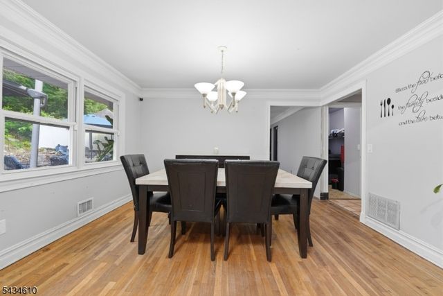 51 Cannonball Rd, Wanaque Boro, NJ 07465