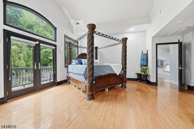 51 Cannonball Rd, Wanaque Boro, NJ 07465