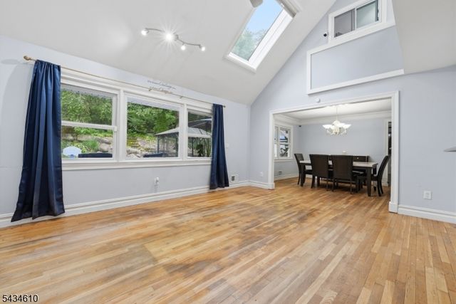51 Cannonball Rd, Wanaque Boro, NJ 07465