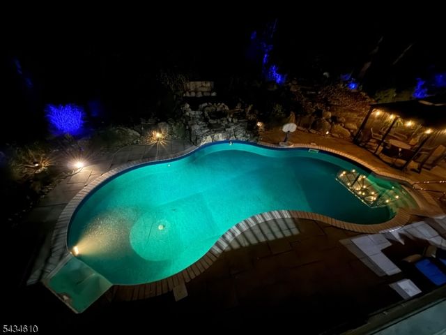 51 Cannonball Rd, Wanaque Boro, NJ 07465