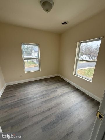 15 WILLIAMS ST, Glassboro, NJ 08028