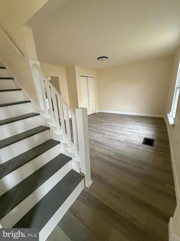 15 WILLIAMS ST, Glassboro, NJ 08028