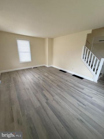 15 WILLIAMS ST, Glassboro, NJ 08028