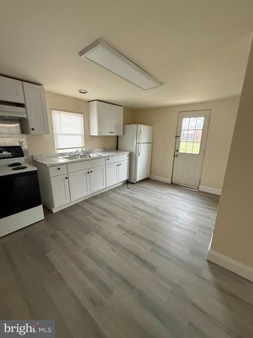 15 WILLIAMS ST, Glassboro, NJ 08028