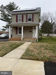15 WILLIAMS ST, Glassboro, NJ 08028