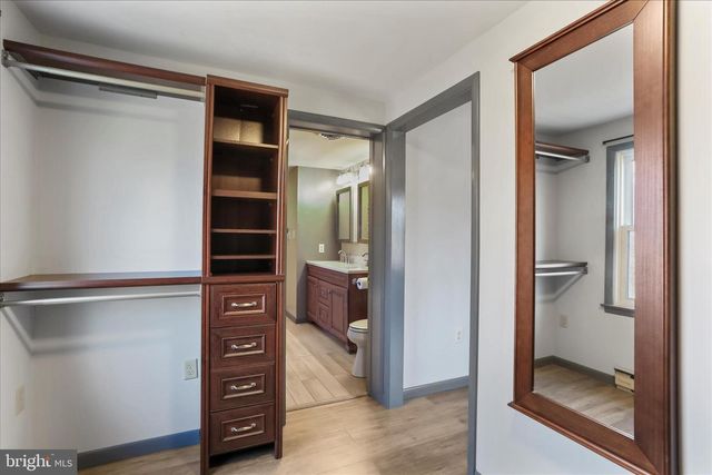 24744 RAVEN ROCK RD, Smithsburg, MD 21783