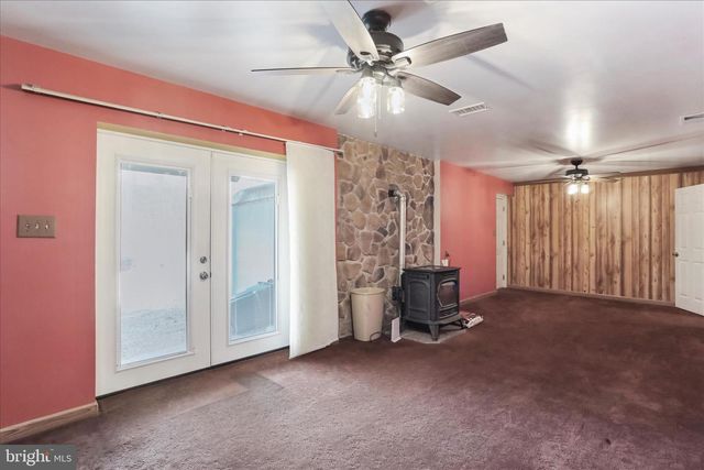 24744 RAVEN ROCK RD, Smithsburg, MD 21783