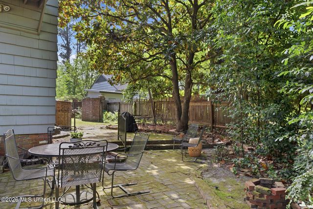 299 Wood Dale Drive, Jackson, MS 39216