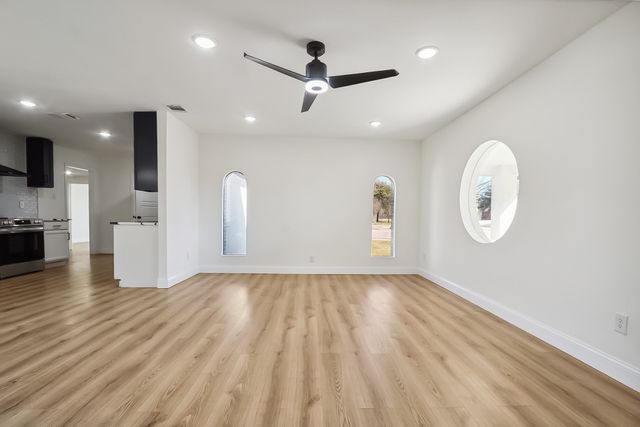 3235 Edna Street, Haltom City, TX 76117