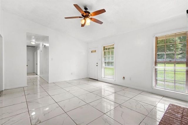 160 Derby Country Drive, Ellenwood, GA 30294
