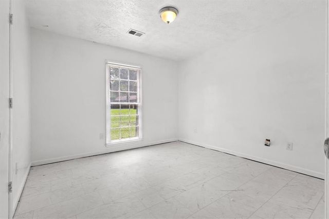 160 Derby Country Drive, Ellenwood, GA 30294