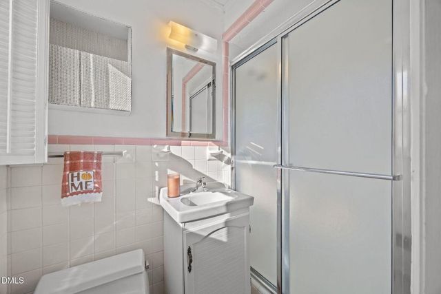 1518 Sherwood Drive, Burlington, NC 27215