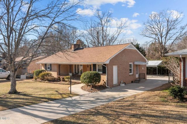 1518 Sherwood Drive, Burlington, NC 27215