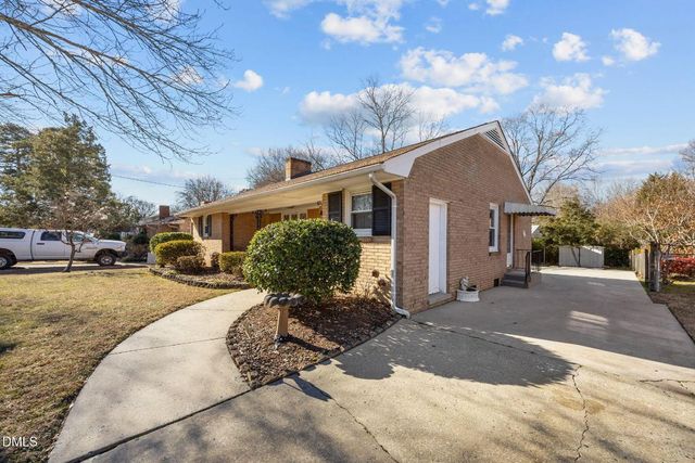 1518 Sherwood Drive, Burlington, NC 27215