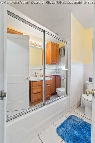 2027 7th Avenue, St Albans, WV 25177