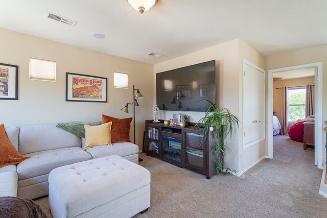 5801 Mesa Sombra Place NW, Albuquerque, NM 87120