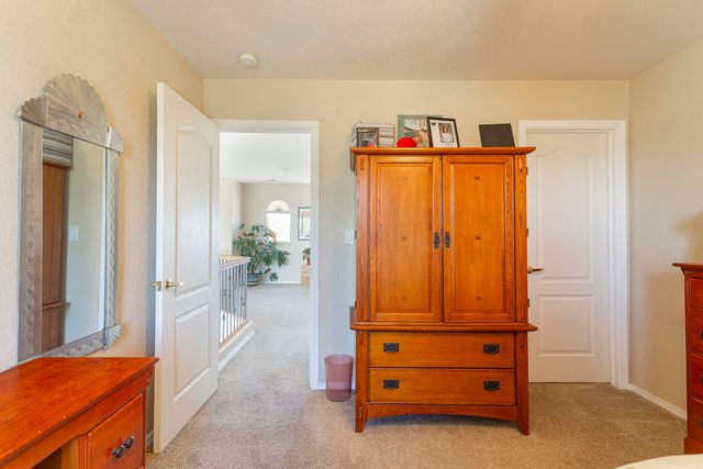 5801 Mesa Sombra Place NW, Albuquerque, NM 87120