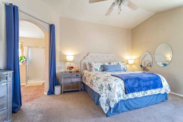 5801 Mesa Sombra Place NW, Albuquerque, NM 87120