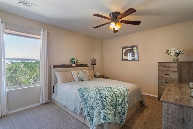 5801 Mesa Sombra Place NW, Albuquerque, NM 87120