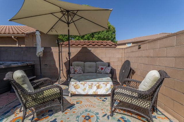 5801 Mesa Sombra Place NW, Albuquerque, NM 87120