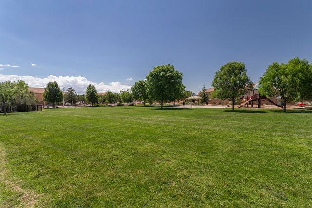 5801 Mesa Sombra Place NW, Albuquerque, NM 87120