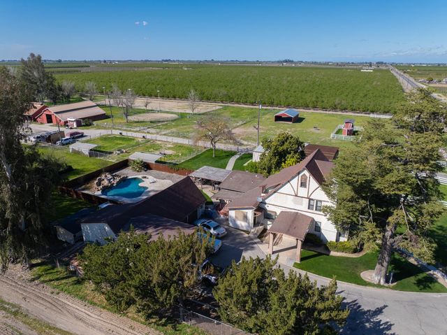 14901 S Highland Ave, Selma, CA 93662