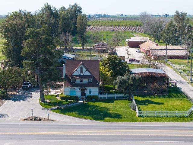 14901 S Highland Ave, Selma, CA 93662