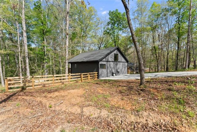 162 Hickory Ridge Drive, Cleveland, GA 30528