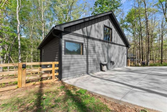 162 Hickory Ridge Drive, Cleveland, GA 30528