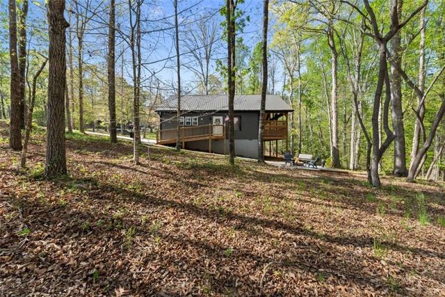 162 Hickory Ridge Drive, Cleveland, GA 30528